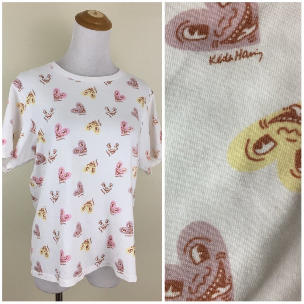 Sprzny KEITH HARING Uniqlo Multi Color Heart Logo Print Short Sleeve Tee Shirt